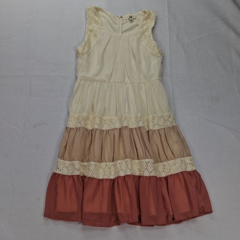 UB Los Angeles Dress Womens L YL14882MOD Cream Tan Pink Lace Tiered EUC